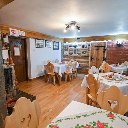 Chatka U Hazy - Regionalne Pokoje Zakopane Poronin Exterior photo